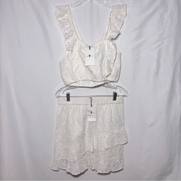 7 For All Mankind White Eyelet Sleeveless Crop Top & Skirt Set M - Picture 1 of 12